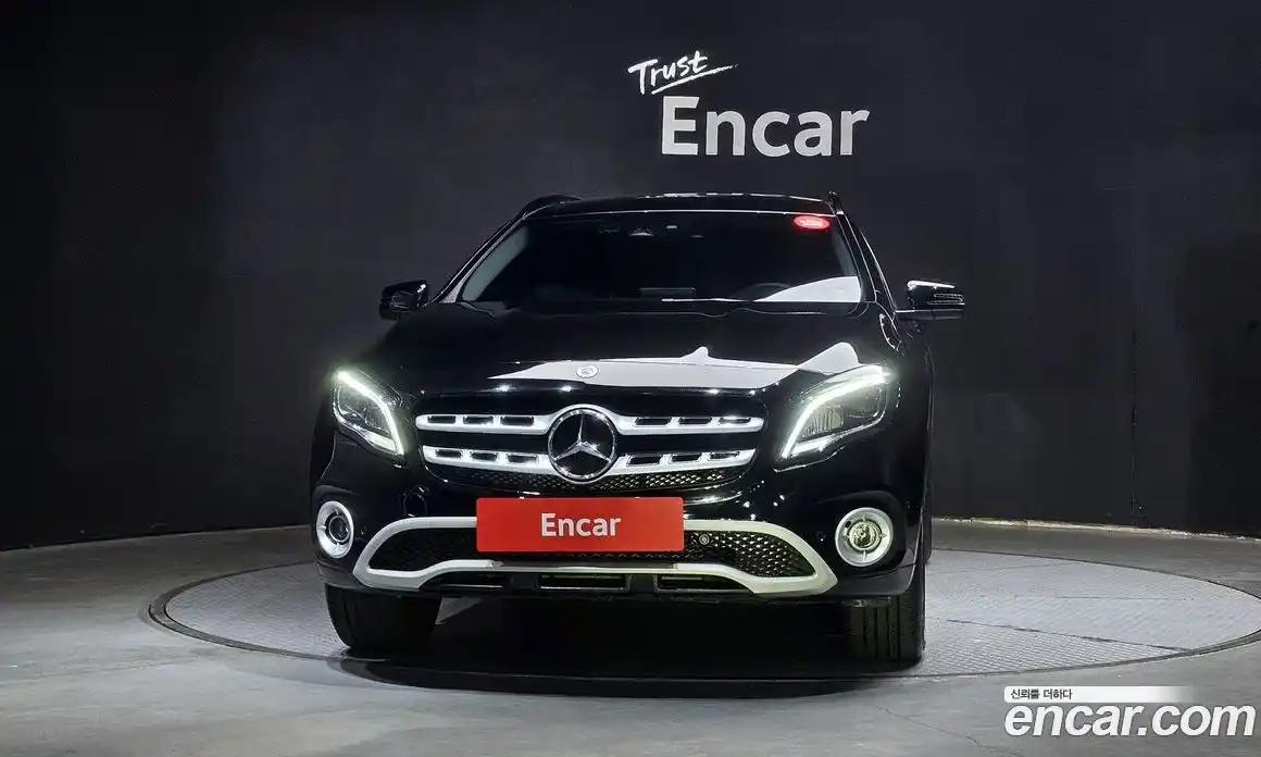 Mercedes-Benz GLA-Class 2019 2.0 Автомат в Москве № 391033, фото 3