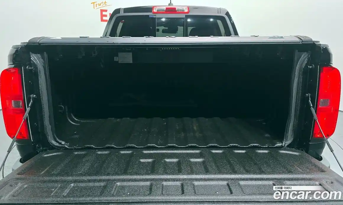 Chevrolet Colorado 2021 3.6 Автомат в Москве № 41387, фото 20