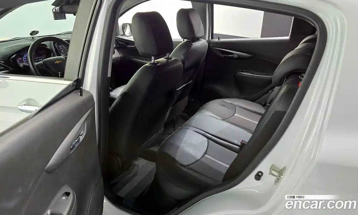 Chevrolet Spark 2019 1.0 Автомат в Москве № 41540, фото 11