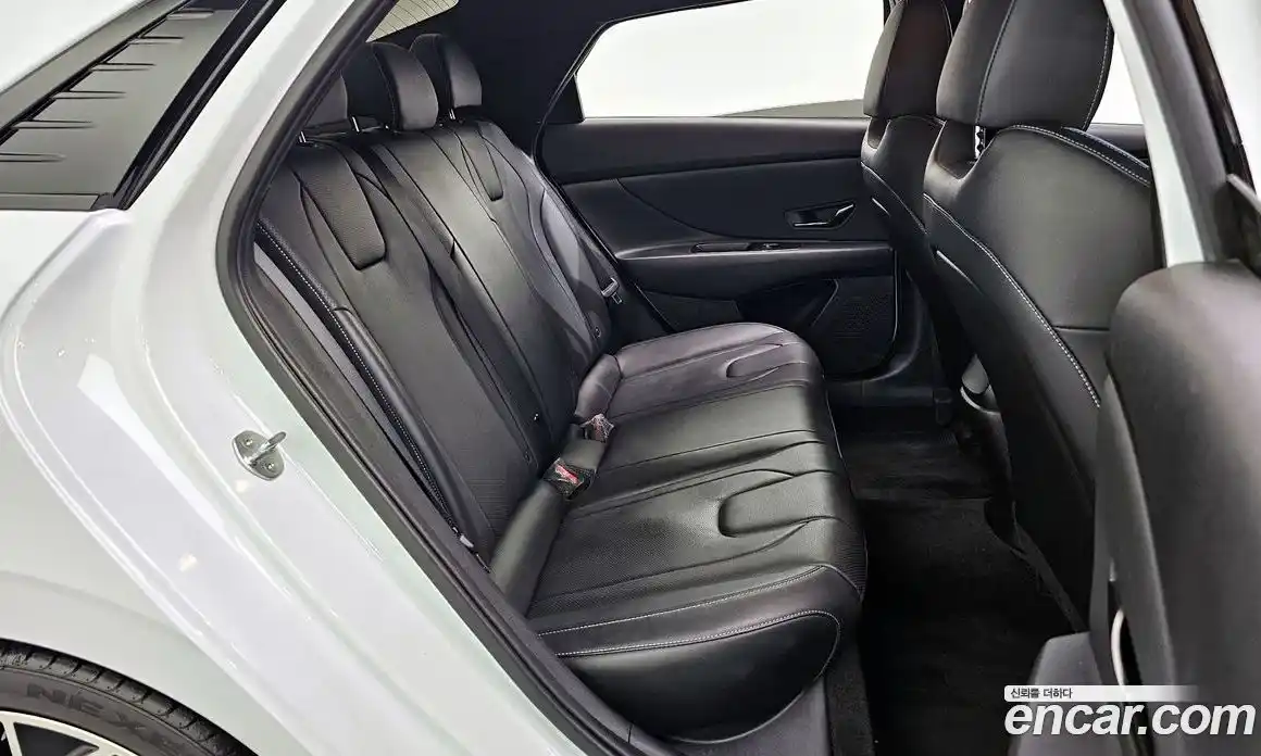 Hyundai Avante 2022 2.0 Автомат в Москве № 46158, фото 12