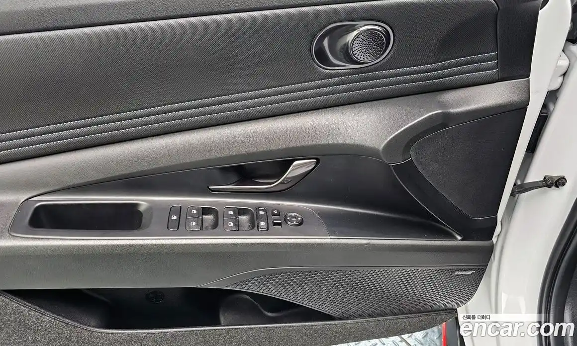 Hyundai Avante 2022 2.0 Автомат в Москве № 46158, фото 17