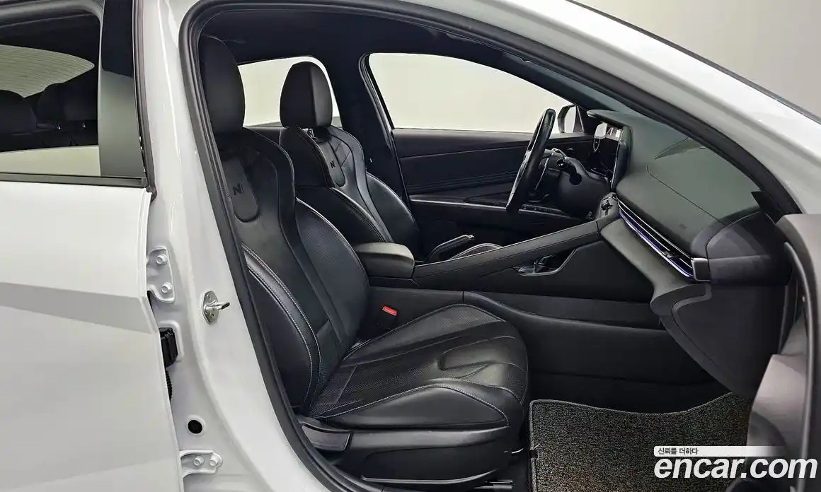 Hyundai Avante 2022 2.0 Автомат в Москве № 46158, фото 10