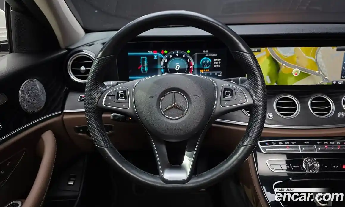 Mercedes-Benz E-Class 2018 2.0 Автомат в Москве № 468176, фото 13