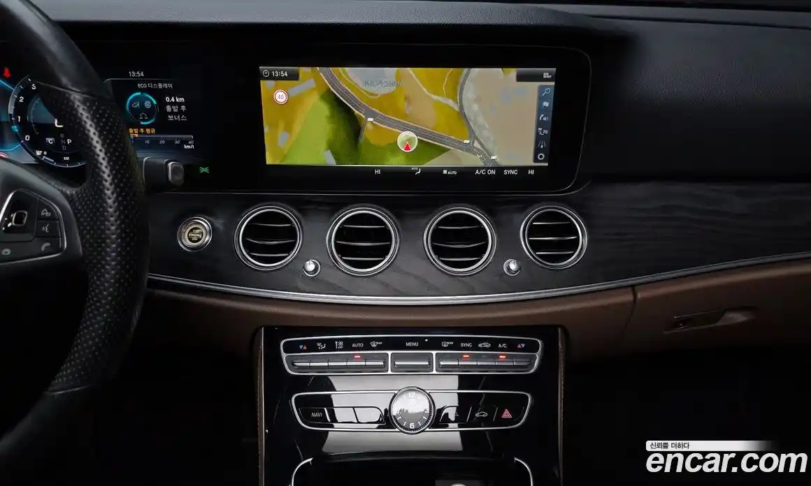 Mercedes-Benz E-Class 2018 2.0 Автомат в Москве № 468176, фото 14