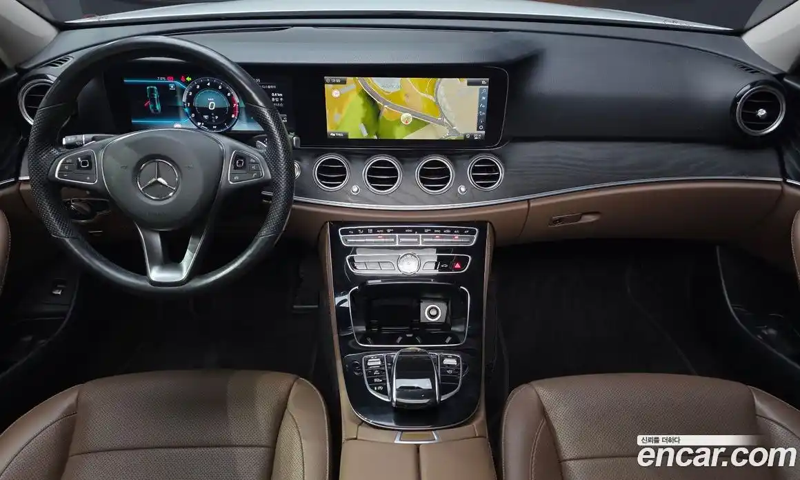 Mercedes-Benz E-Class 2018 2.0 Автомат в Москве № 468176, фото 7