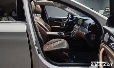 Mercedes-Benz E-Class 2018 2.0 Автомат в Москве № 468176, миниатюра 10