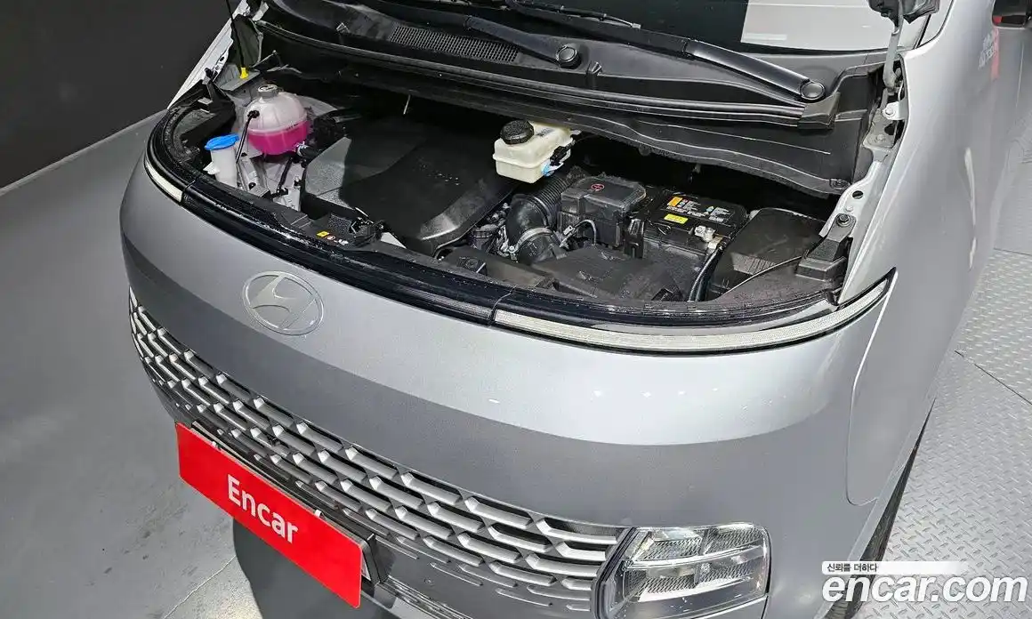 Hyundai Staria 2025 2.2 Автомат в Москве № 47554, фото 6