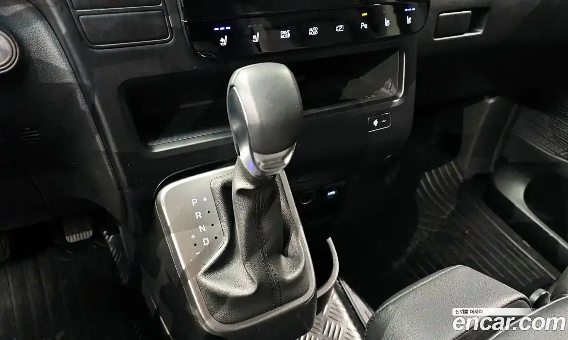 Hyundai Staria 2025 2.2 Автомат в Москве № 47554, фото 9