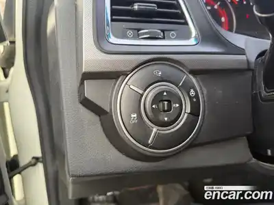 SsangYong Korando 2017 2.0 Автомат в Москве № 491603, миниатюра 11