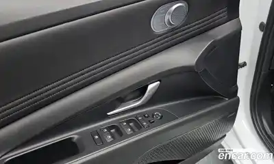 Hyundai Avante 2023 1.6 Автомат в Москве № 49473, миниатюра 12