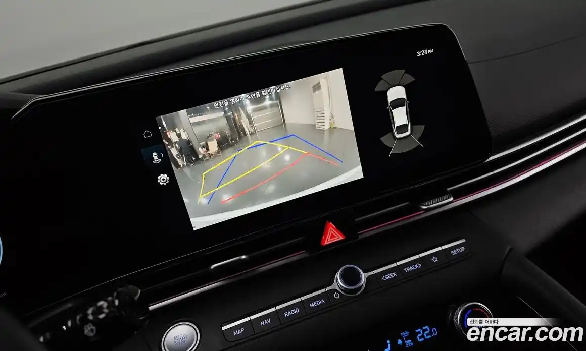 Hyundai Avante 2023 1.6 Автомат в Москве № 49473, фото 16