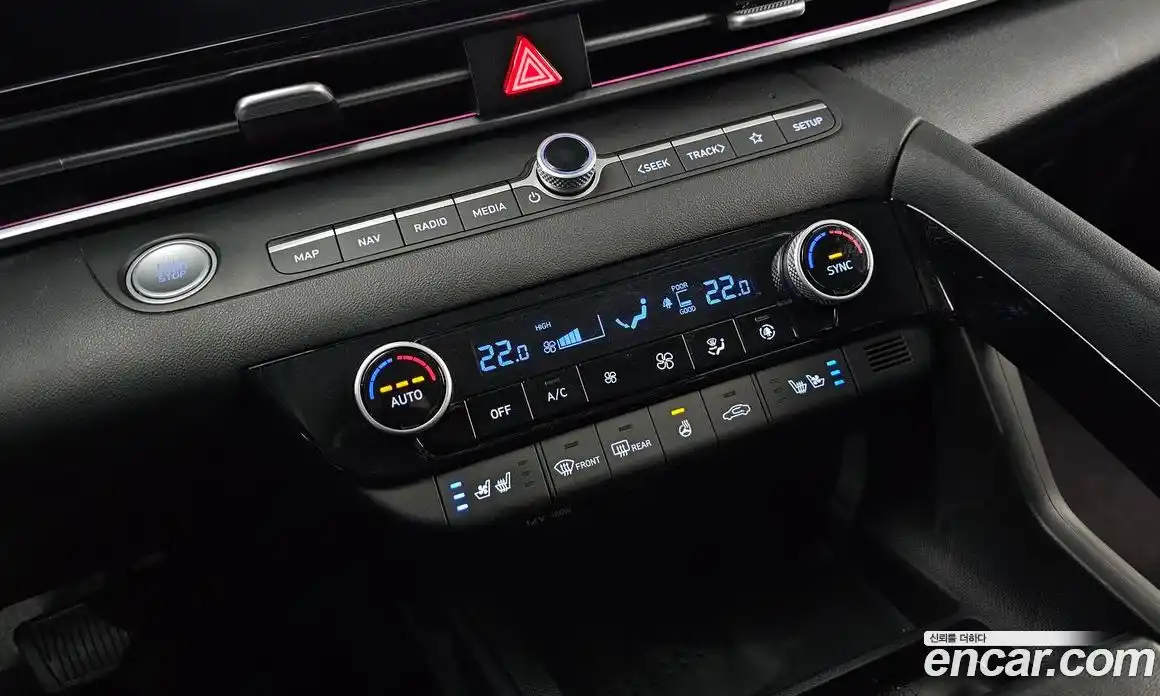 Hyundai Avante 2023 1.6 Автомат в Москве № 49473, фото 17