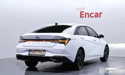 Hyundai Avante 2023 1.6 Автомат в Москве № 49473, миниатюра 2