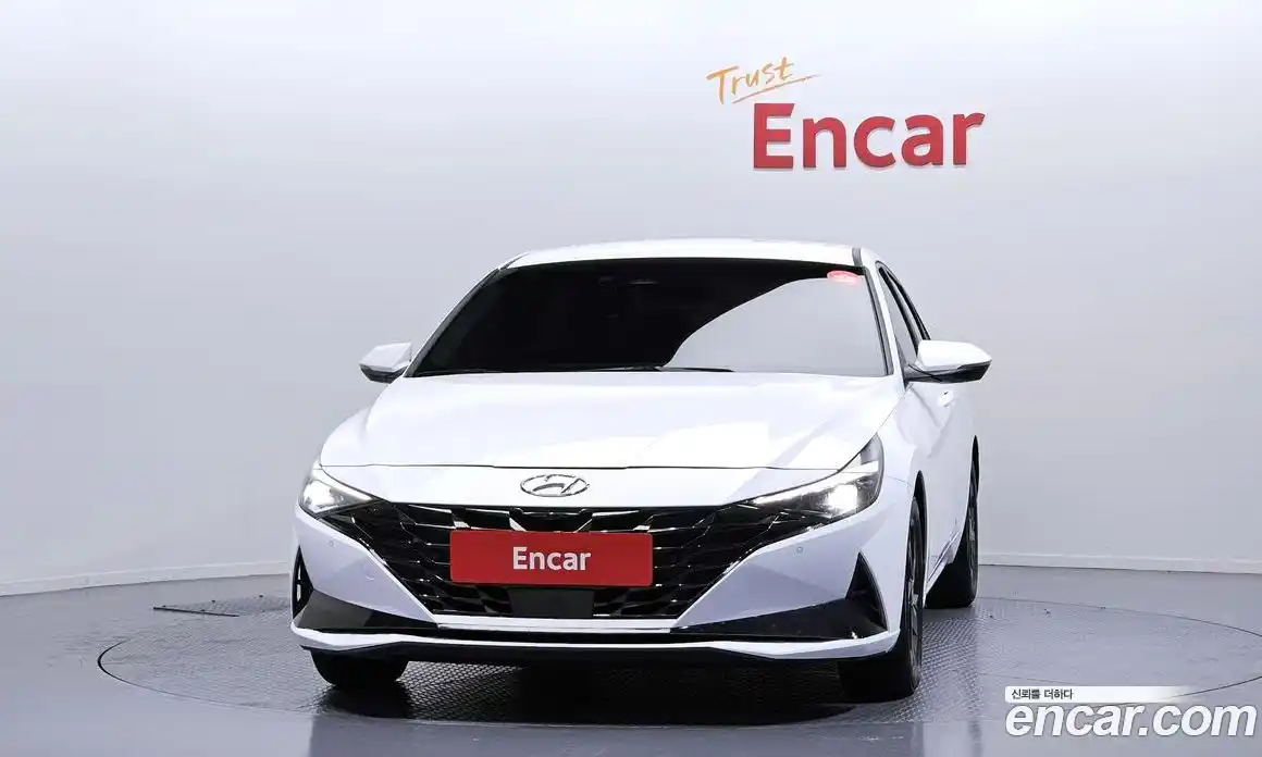 Hyundai Avante 2023 1.6 Автомат в Москве № 49473, фото 3