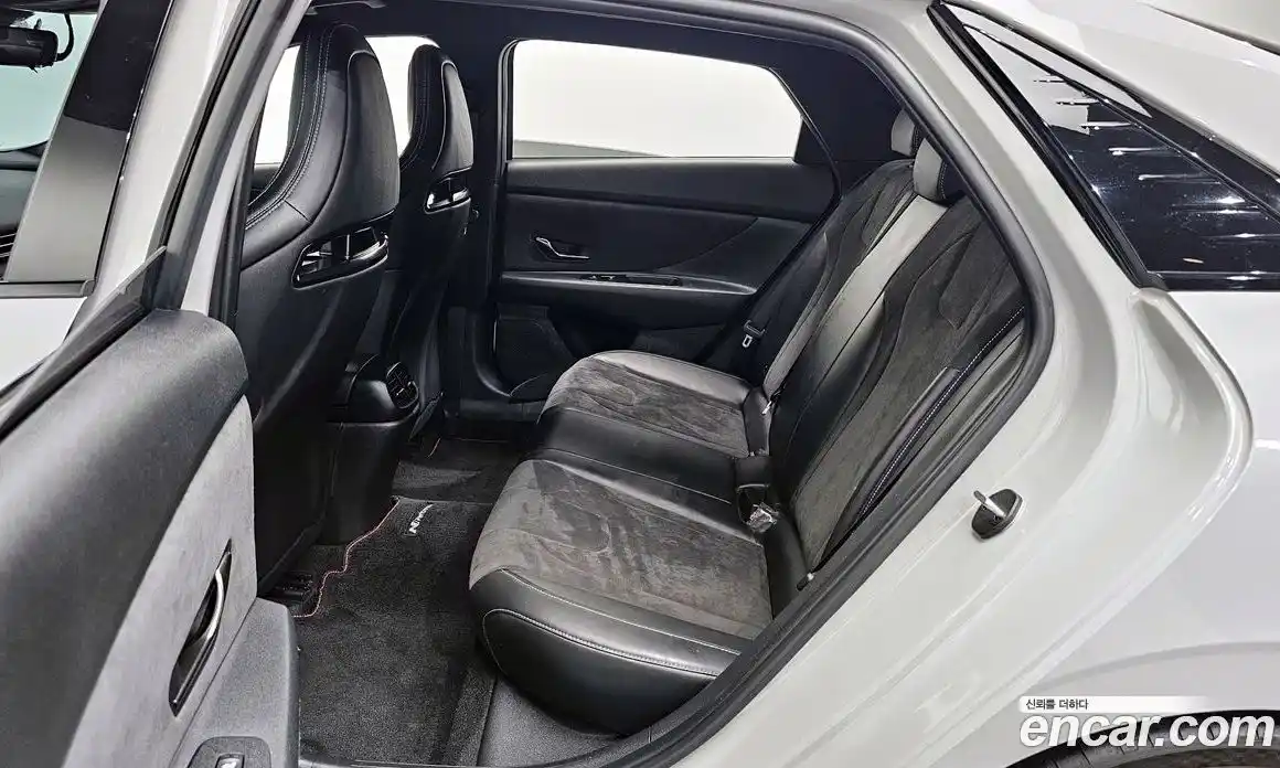 Hyundai Avante 2022 2.0 Автомат в Москве № 49780, фото 11