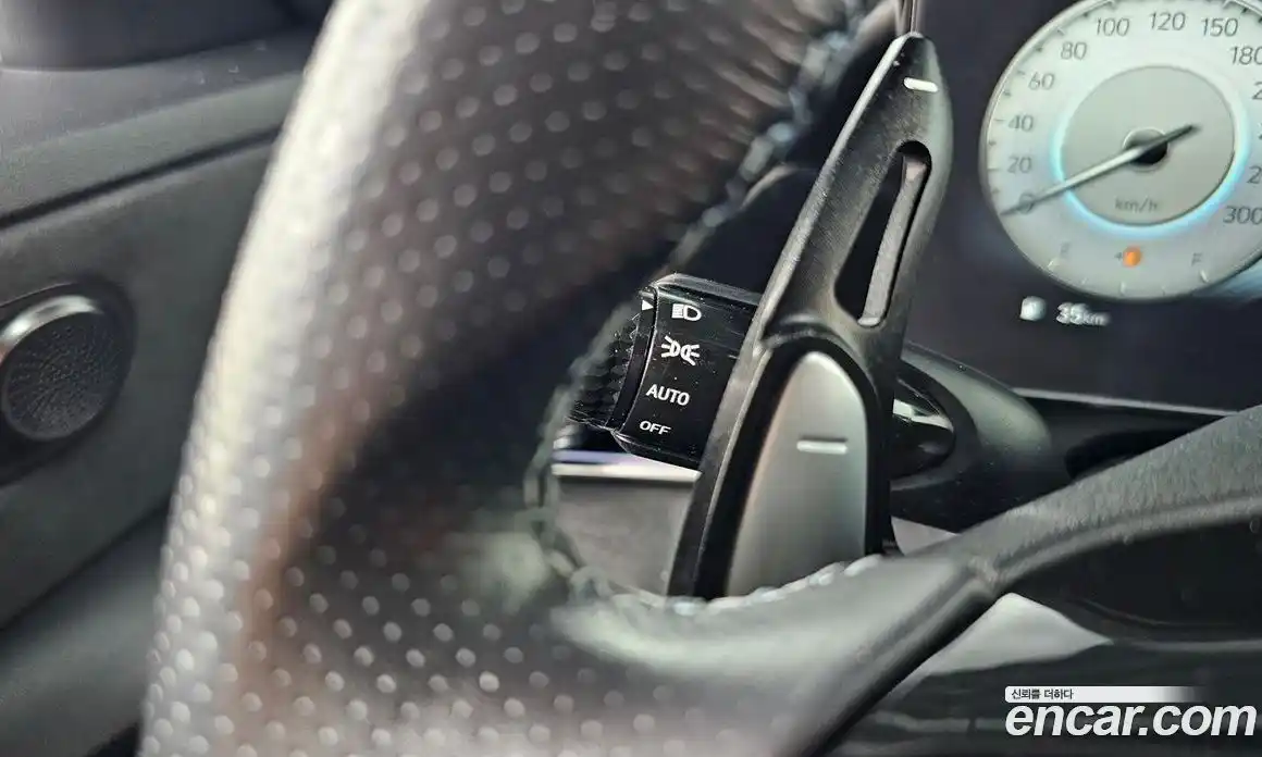 Hyundai Avante 2022 2.0 Автомат в Москве № 49780, фото 15