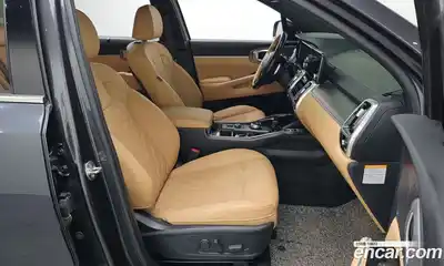 Kia Sorento 2023 1.6 Автомат в Москве № 50604, миниатюра 10