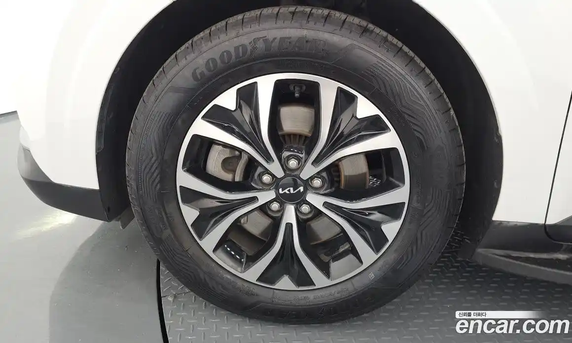 Kia Canival 2023 3.5 Автомат в Москве № 5209, фото 5