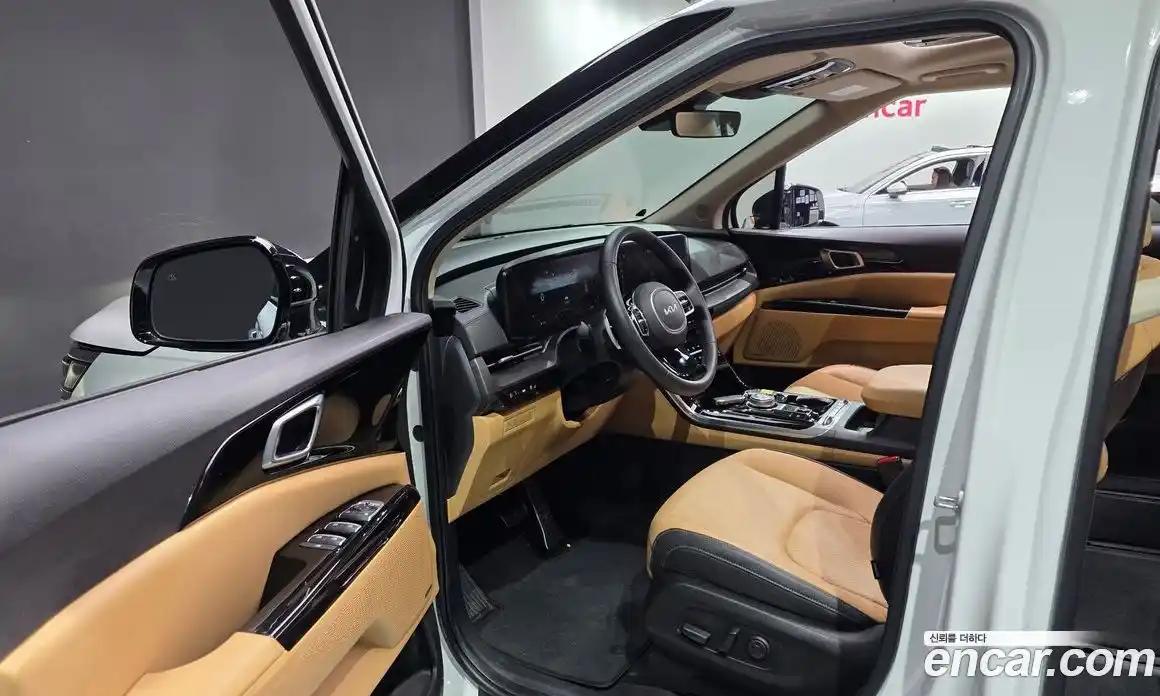 Kia Canival 2023 2.2 Автомат в Москве № 52629, фото 11