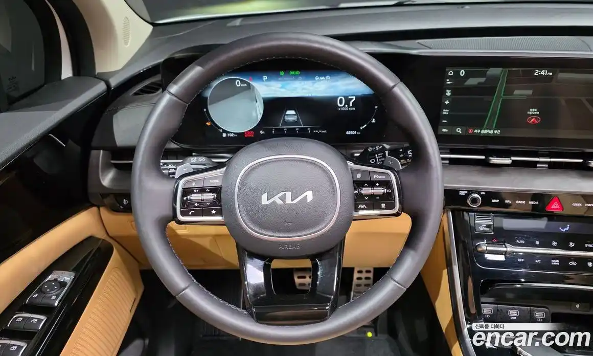 Kia Canival 2023 2.2 Автомат в Москве № 52629, фото 13