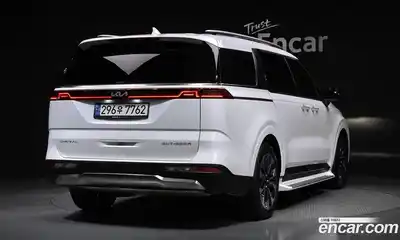 Kia Canival 2023 2.2 Автомат в Москве № 52629, миниатюра 2