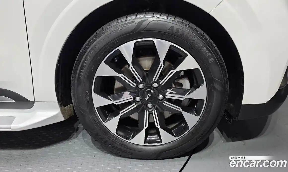 Kia Canival 2023 2.2 Автомат в Москве № 52629, фото 5