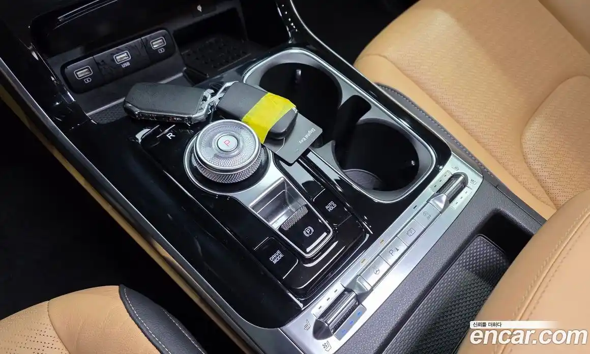 Kia Canival 2023 2.2 Автомат в Москве № 52629, фото 9