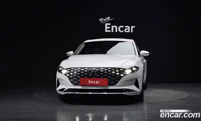 Hyundai Grandeur 2022 2.4 Автомат в Москве № 531488, миниатюра 3