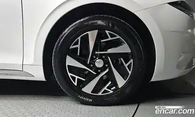 Hyundai Grandeur 2022 2.4 Автомат в Москве № 531488, миниатюра 5