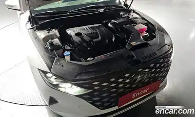 Hyundai Grandeur 2022 2.4 Автомат в Москве № 531488, миниатюра 6