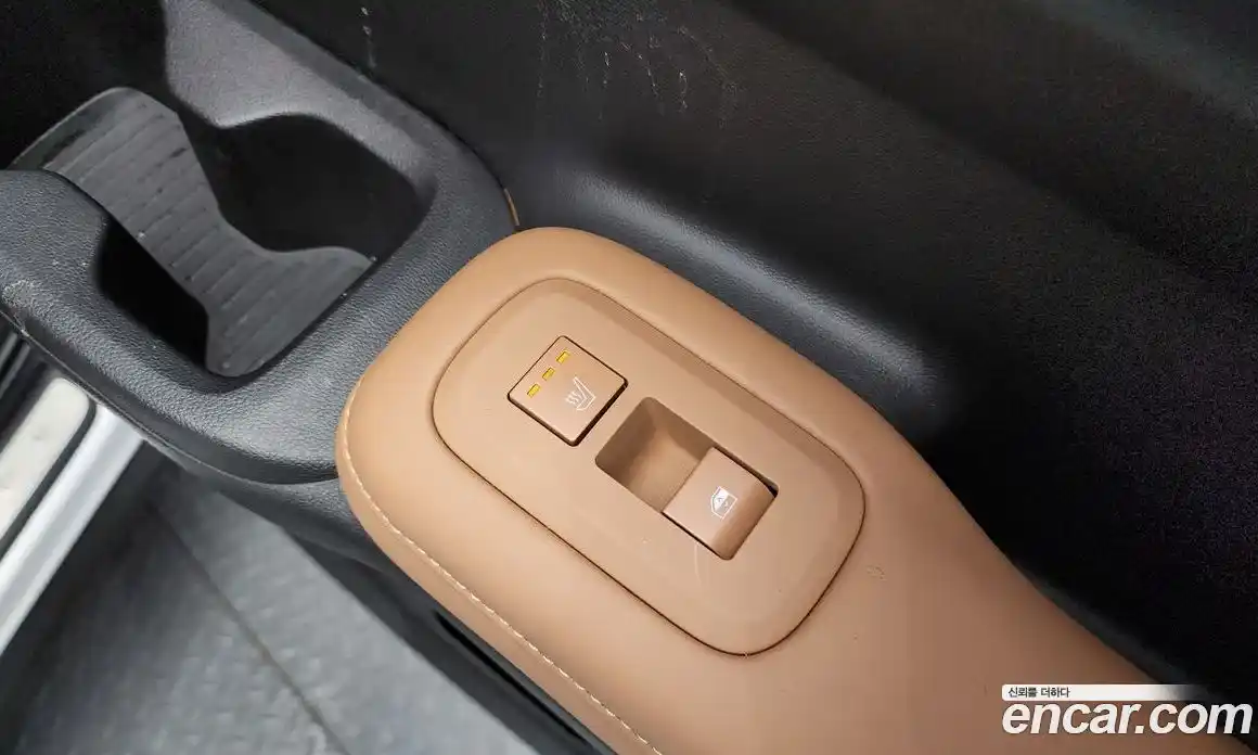 Hyundai Santa Fe 2024 1.6 Автомат в Москве № 531513, фото 19