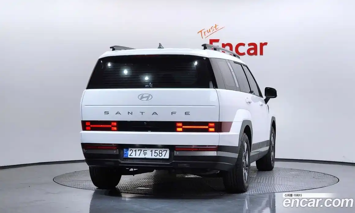 Hyundai Santa Fe 2024 1.6 Автомат в Москве № 531513, фото 4