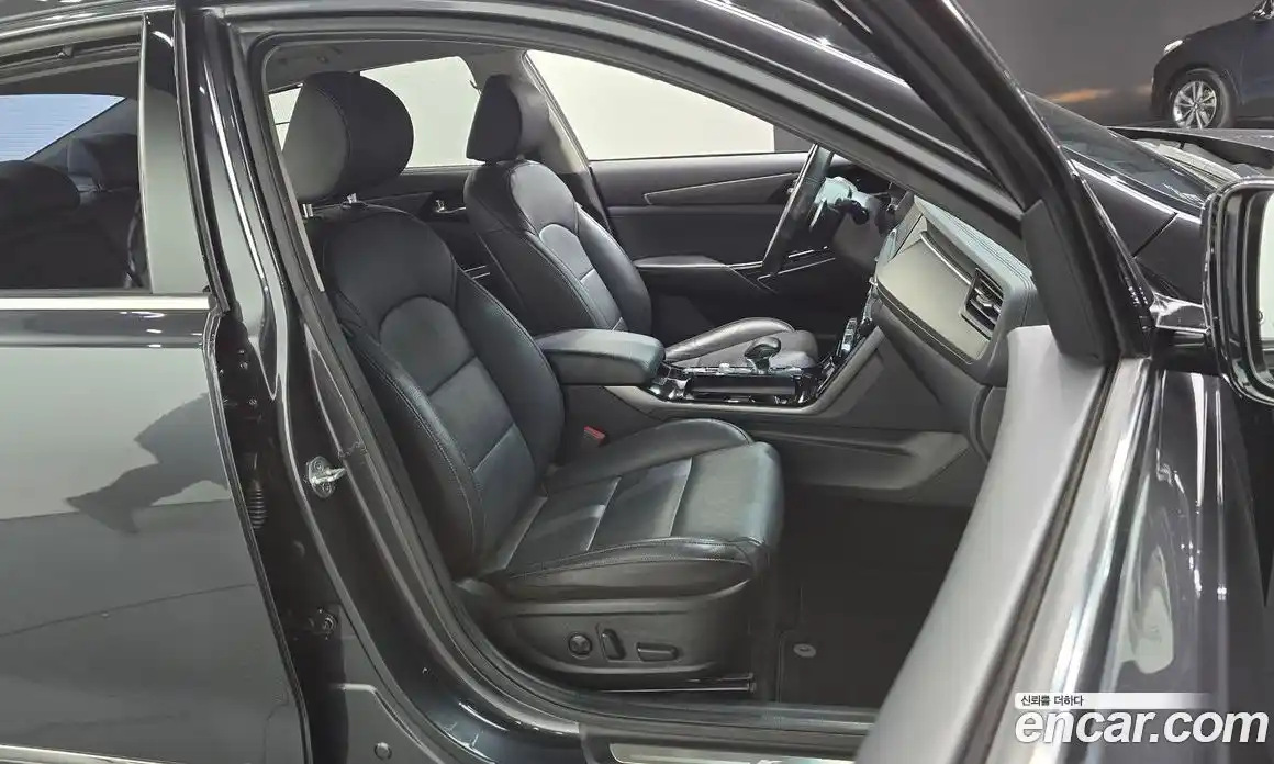 Kia K7 2020 2.5 Автомат в Москве № 535772, фото 12