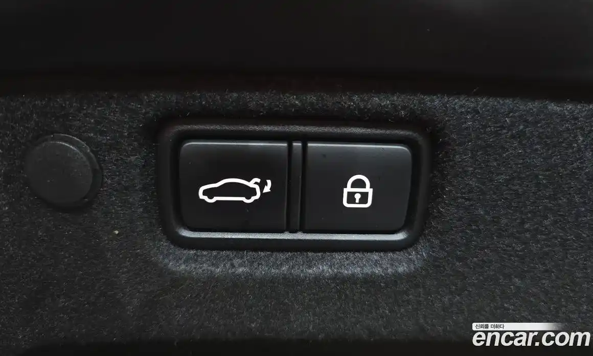 Kia K7 2020 2.5 Автомат в Москве № 535772, фото 20