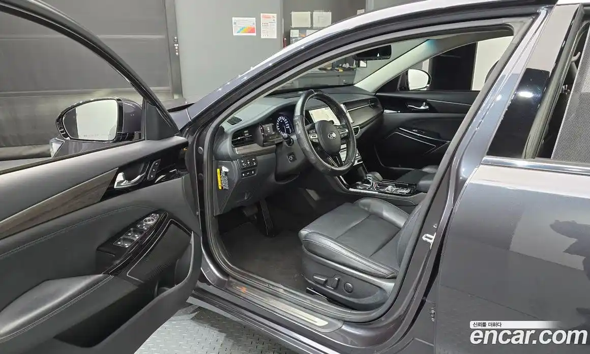 Kia K7 2020 2.5 Автомат в Москве № 535772, фото 10