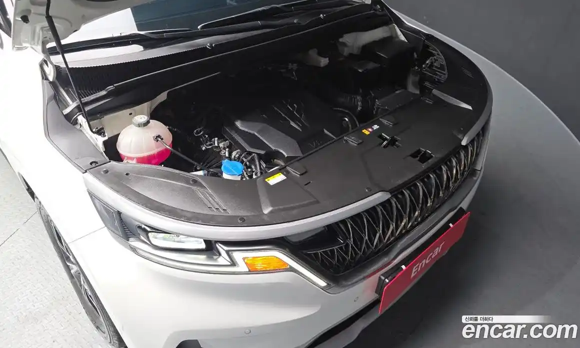 Kia Canival 2023 3.5 Автомат в Москве № 55815, фото 6