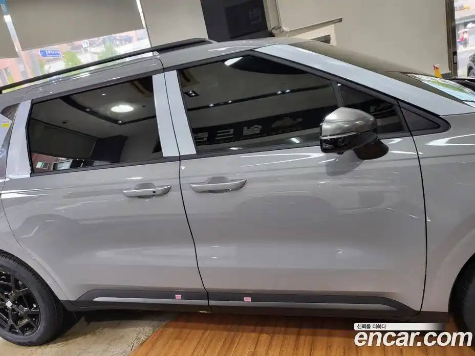 Kia Canival 2026 1.6 Автомат в Москве № 56044, фото 4