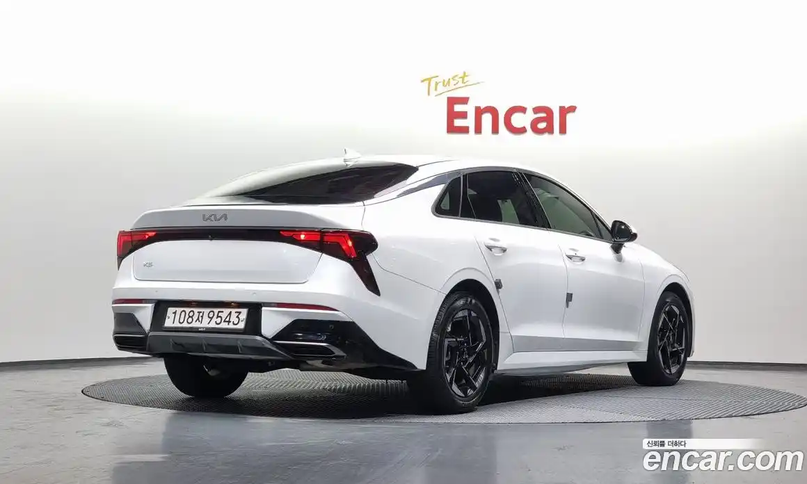 Kia K5 2024 2.0 Автомат в Москве № 56321, фото 2