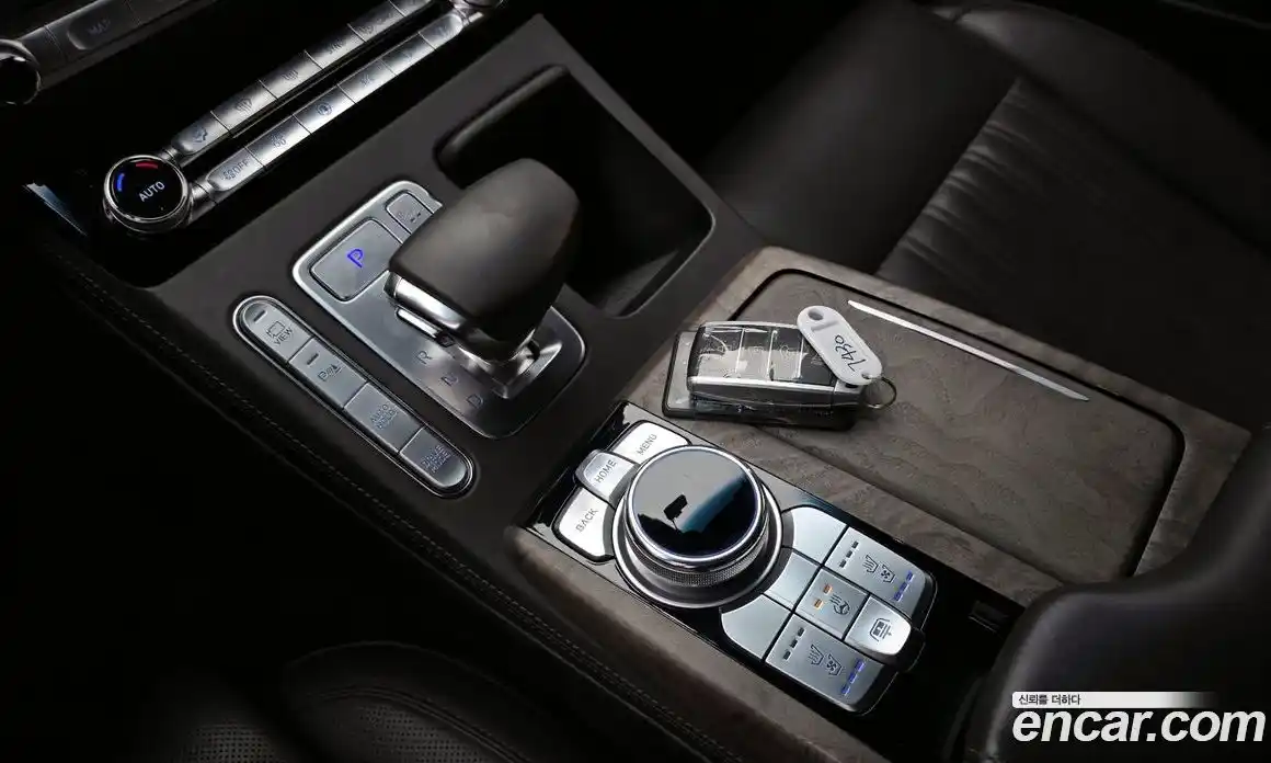 Genesis G90 2019 5.0 Автомат в Москве № 57306, фото 9