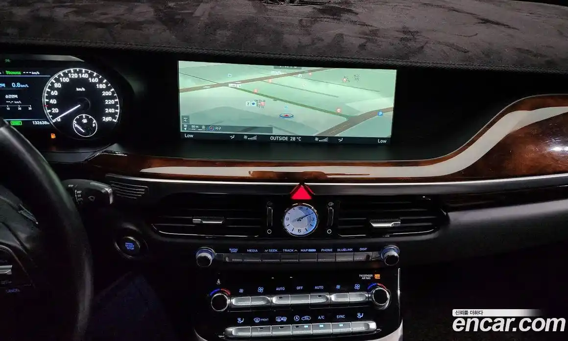 Genesis EQ900 2017 5.0 Автомат в Москве № 57507, фото 14