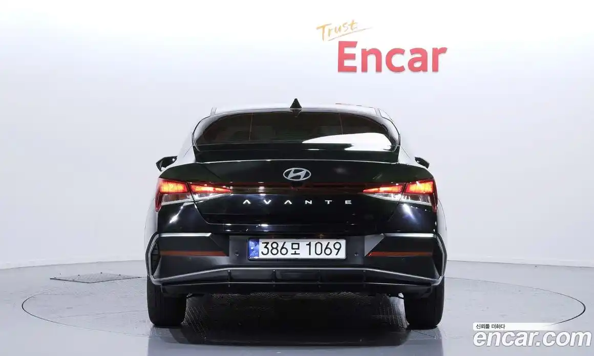 Hyundai Avante 2024 1.6 Автомат в Москве № 6026, фото 4