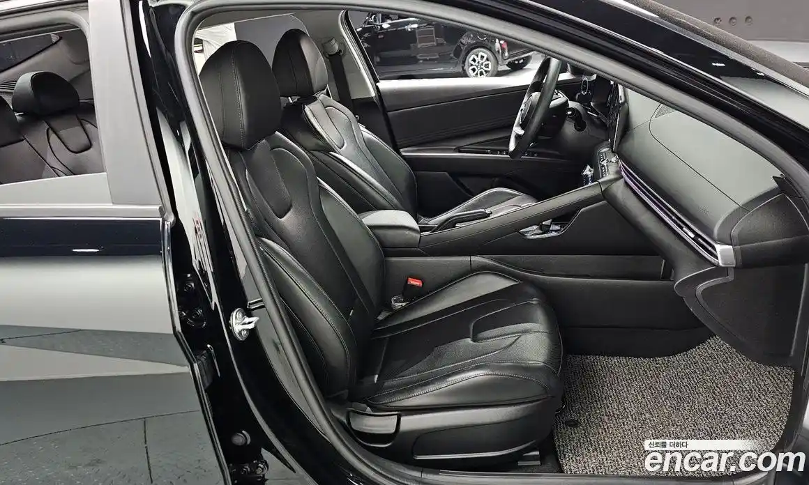 Hyundai Avante 2024 1.6 Автомат в Москве № 6026, фото 10