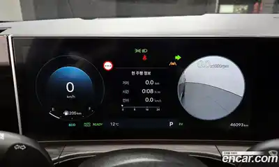 Hyundai Santa Fe 2024 1.6 Автомат в Москве № 642492, миниатюра 8