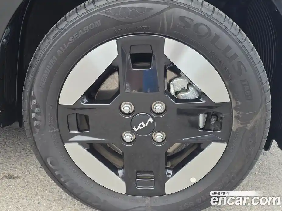 Kia Ray 2024 1.0 Автомат в Москве № 642772, фото 5