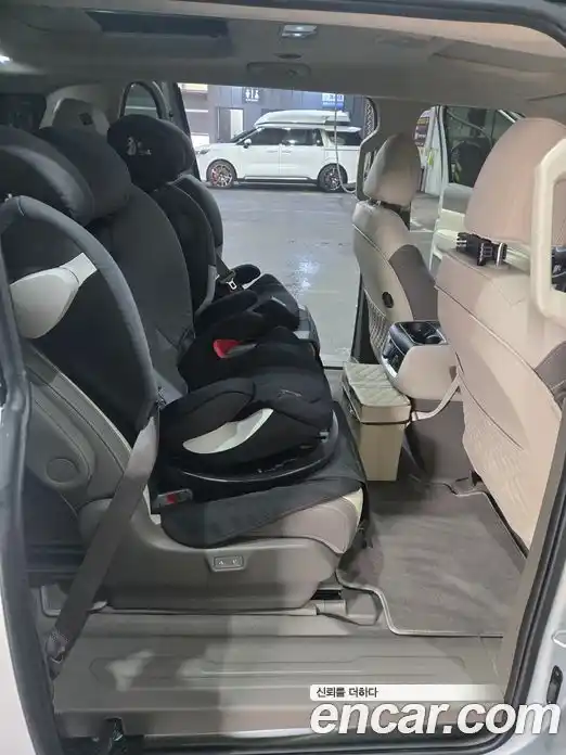 Kia Canival 2025 3.5 Автомат в Москве № 642812, фото 7