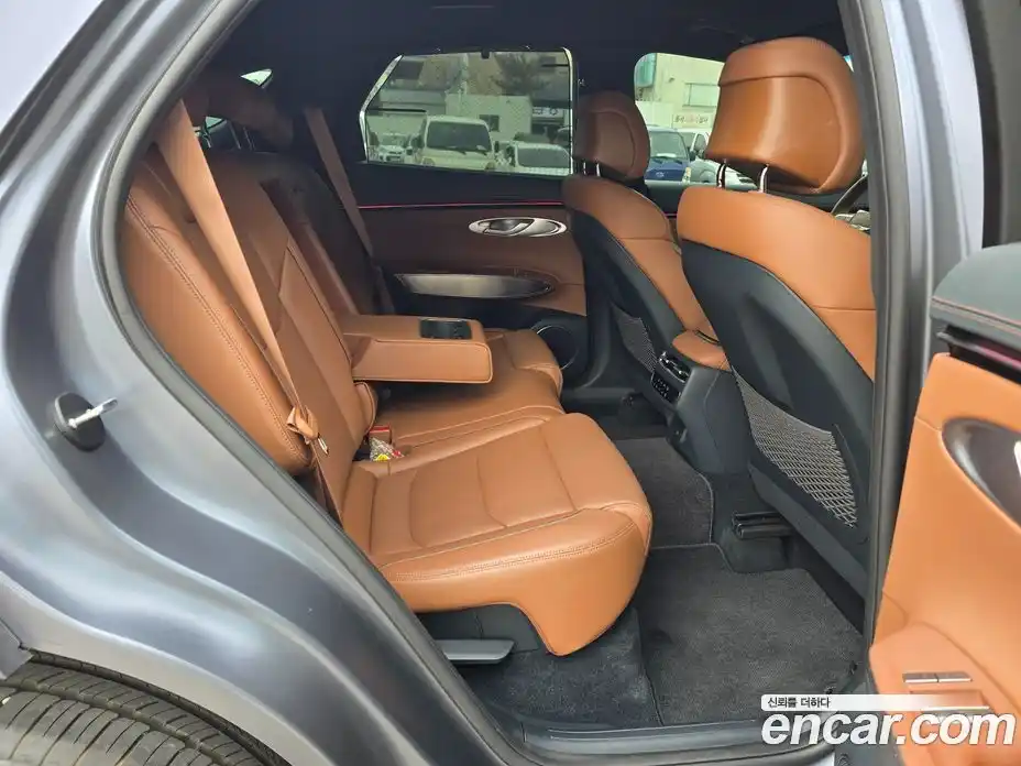 Genesis GV70 2025 2.5 Автомат в Москве № 644075, фото 14