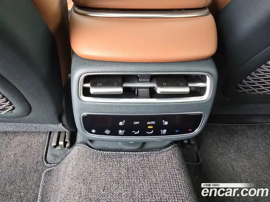 Genesis GV70 2025 2.5 Автомат в Москве № 644075, фото 20