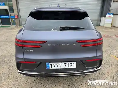 Genesis GV70 2025 2.5 Автомат в Москве № 644075, миниатюра 4