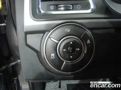 SsangYong Korando 2017 2.2 Автомат в Москве № 645758, миниатюра 9