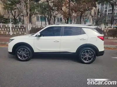 SsangYong Korando 2022 1.5 Автомат в Москве № 645778, миниатюра 5